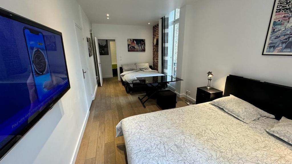 Gorgeous Paris Eiffel Tower Appartement Buitenkant foto