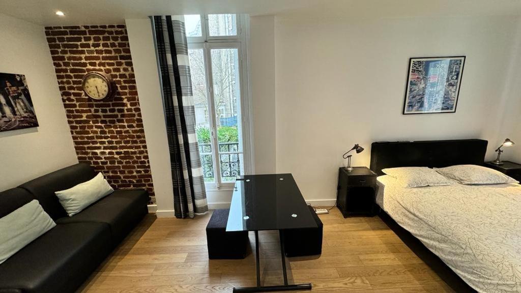 Gorgeous Paris Eiffel Tower Appartement Buitenkant foto